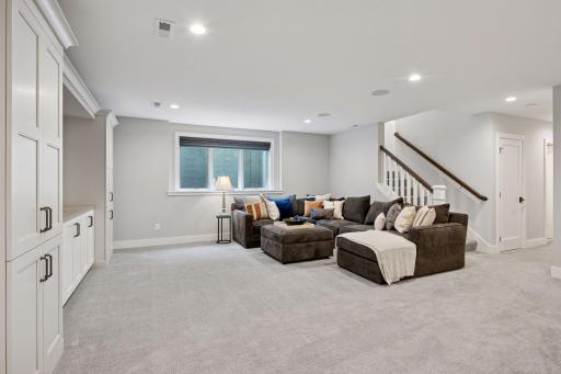 4324 Oakdale Avenue S, Edina, MN 55424