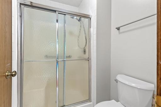 Primary Full Bathroom