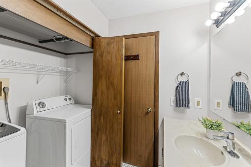 Washer & Dryer in Main Full Bathroom