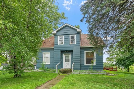 455 Bluff Street NE, Hutchinson, MN 55350