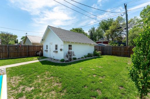 527 W Vasa Avenue, Fergus Falls, MN 56537
