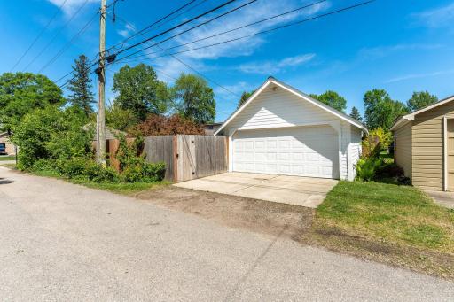 527 W Vasa Avenue, Fergus Falls, MN 56537