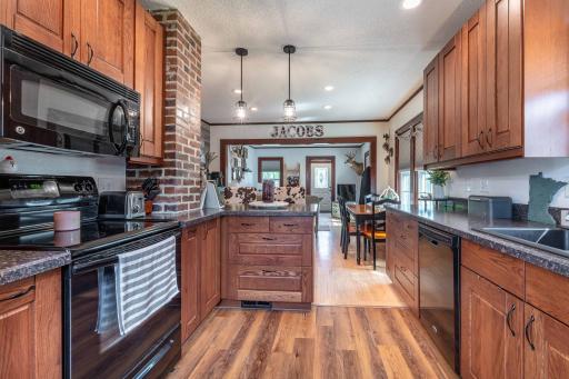 527 W Vasa Avenue, Fergus Falls, MN 56537