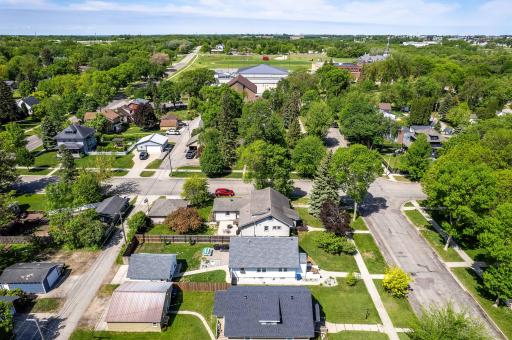 527 W Vasa Avenue, Fergus Falls, MN 56537