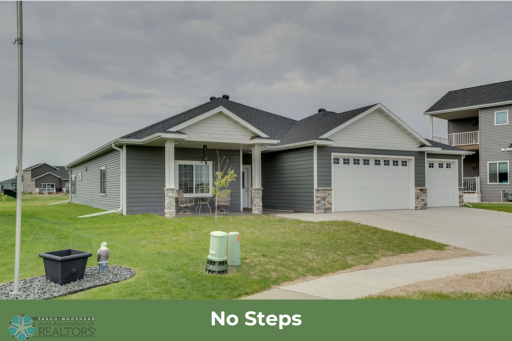 1908 65th Avenue S, Fargo, ND 58104