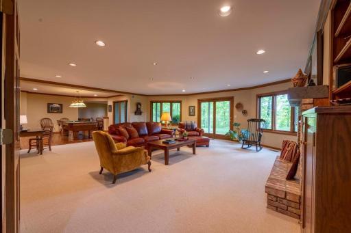 1901 Warrior Drive, Mendota Heights, MN 55118