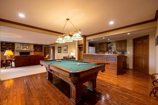 1901 Warrior Drive, Mendota Heights, MN 55118