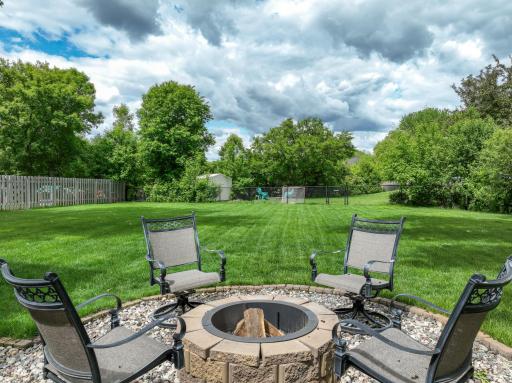 8821 Jonquil Lane N, Maple Grove, MN 55369