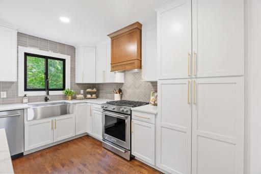 1 Maclynn Road, Excelsior, MN 55331