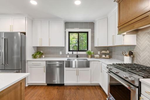 1 Maclynn Road, Excelsior, MN 55331
