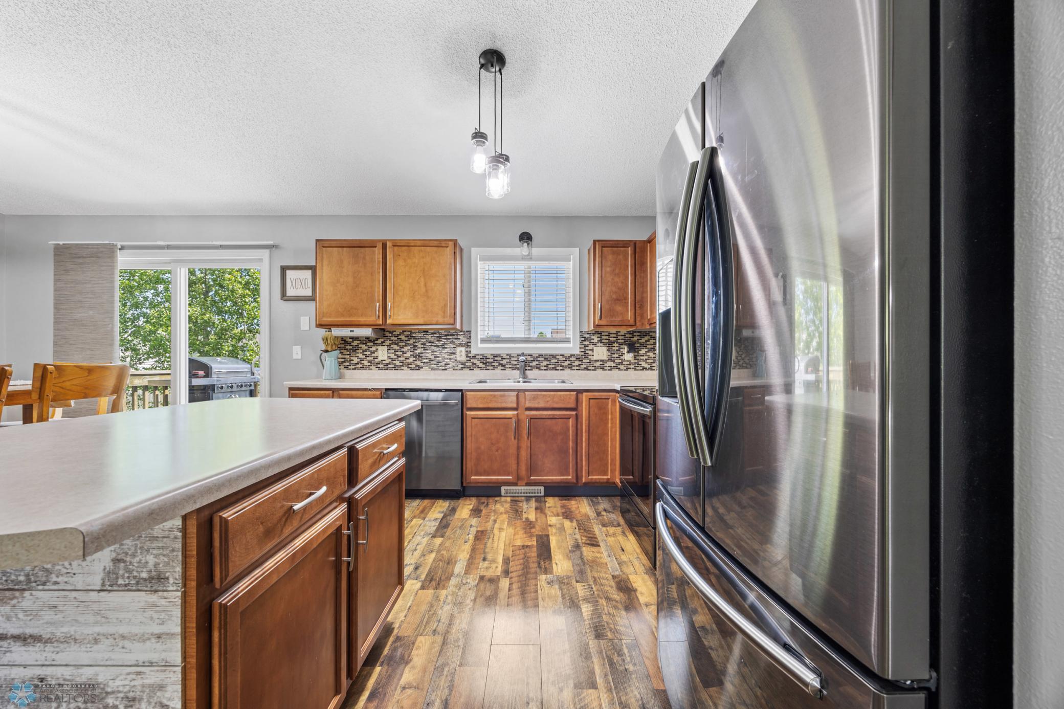 3010 9 Kitchen.jpg