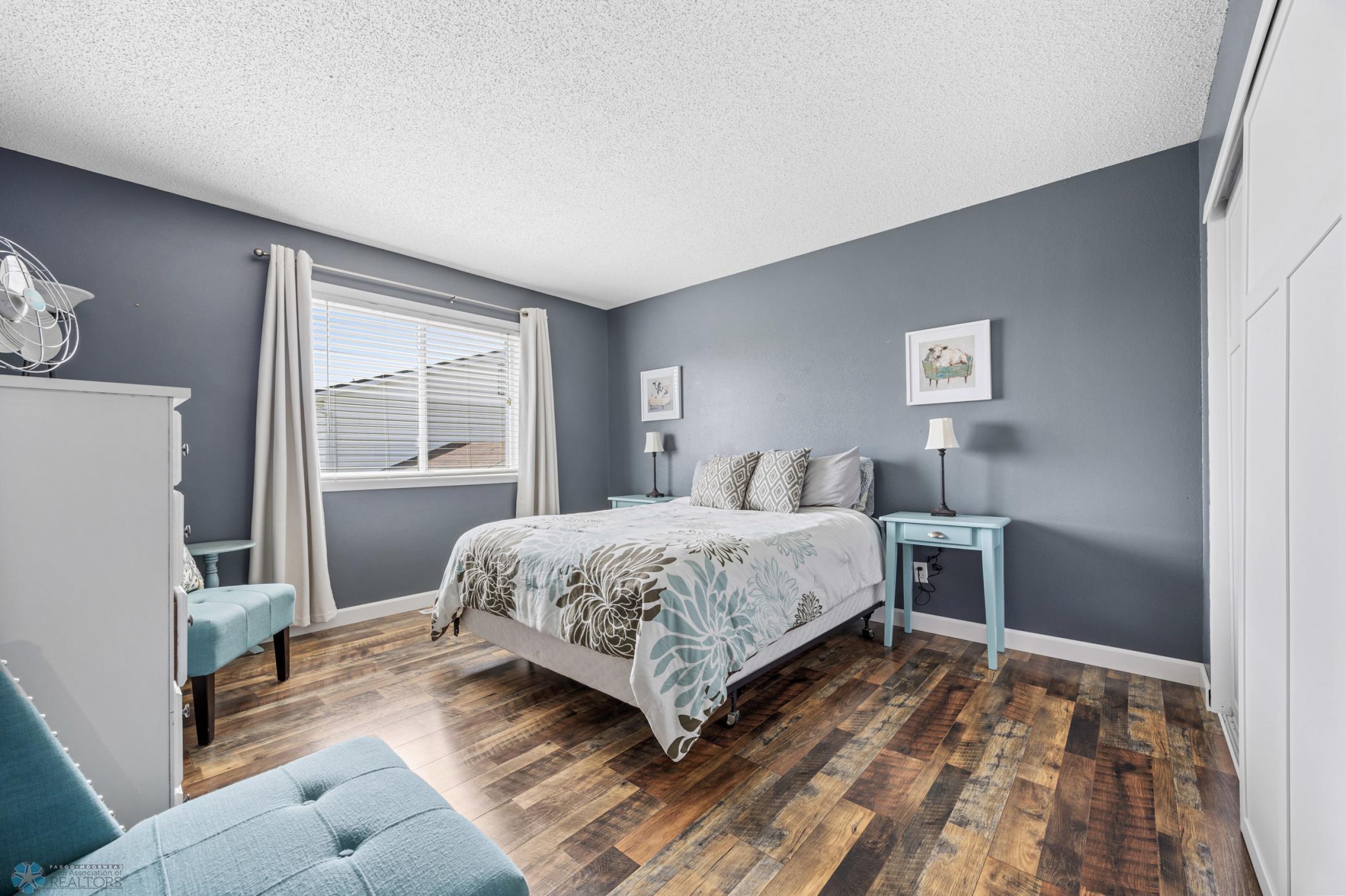 3010 16 Bedroom 2.jpg