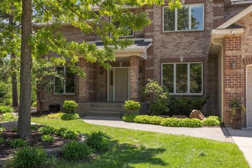 4301 Overlook Drive, Minneapolis, MN 55437