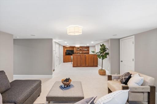 4805 Thomas Avenue S, Minneapolis, MN 55410