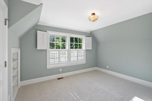 4805 Thomas Avenue S, Minneapolis, MN 55410