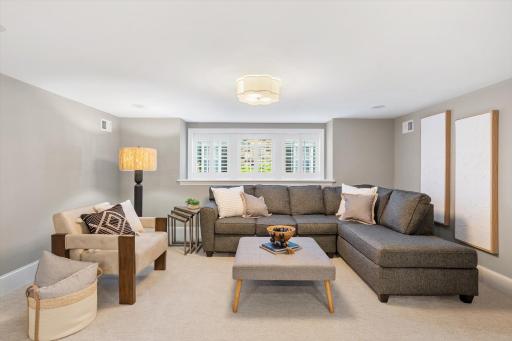 4805 Thomas Avenue S, Minneapolis, MN 55410