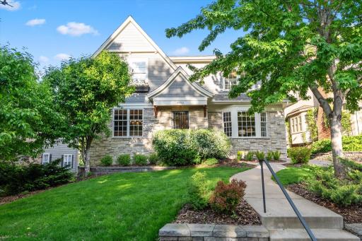 4805 Thomas Avenue S, Minneapolis, MN 55410