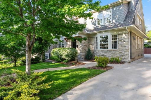 4805 Thomas Avenue S, Minneapolis, MN 55410