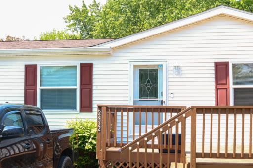 2432 Amberjack Lane, Maplewood, MN 55119