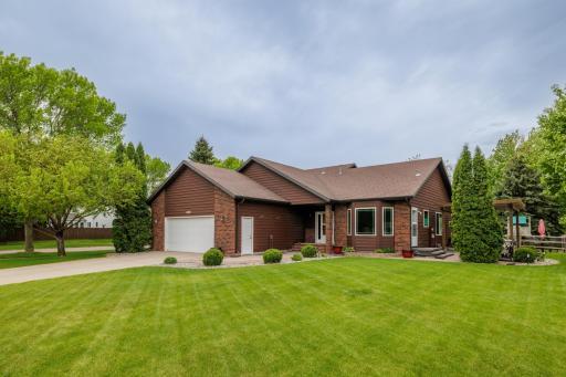 2031 Rose Creek Drive S, Fargo, ND 58104