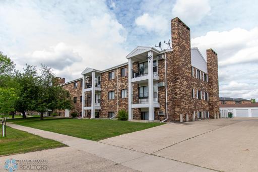 331 Prairiewood Circle S, 304, Fargo, ND 58103