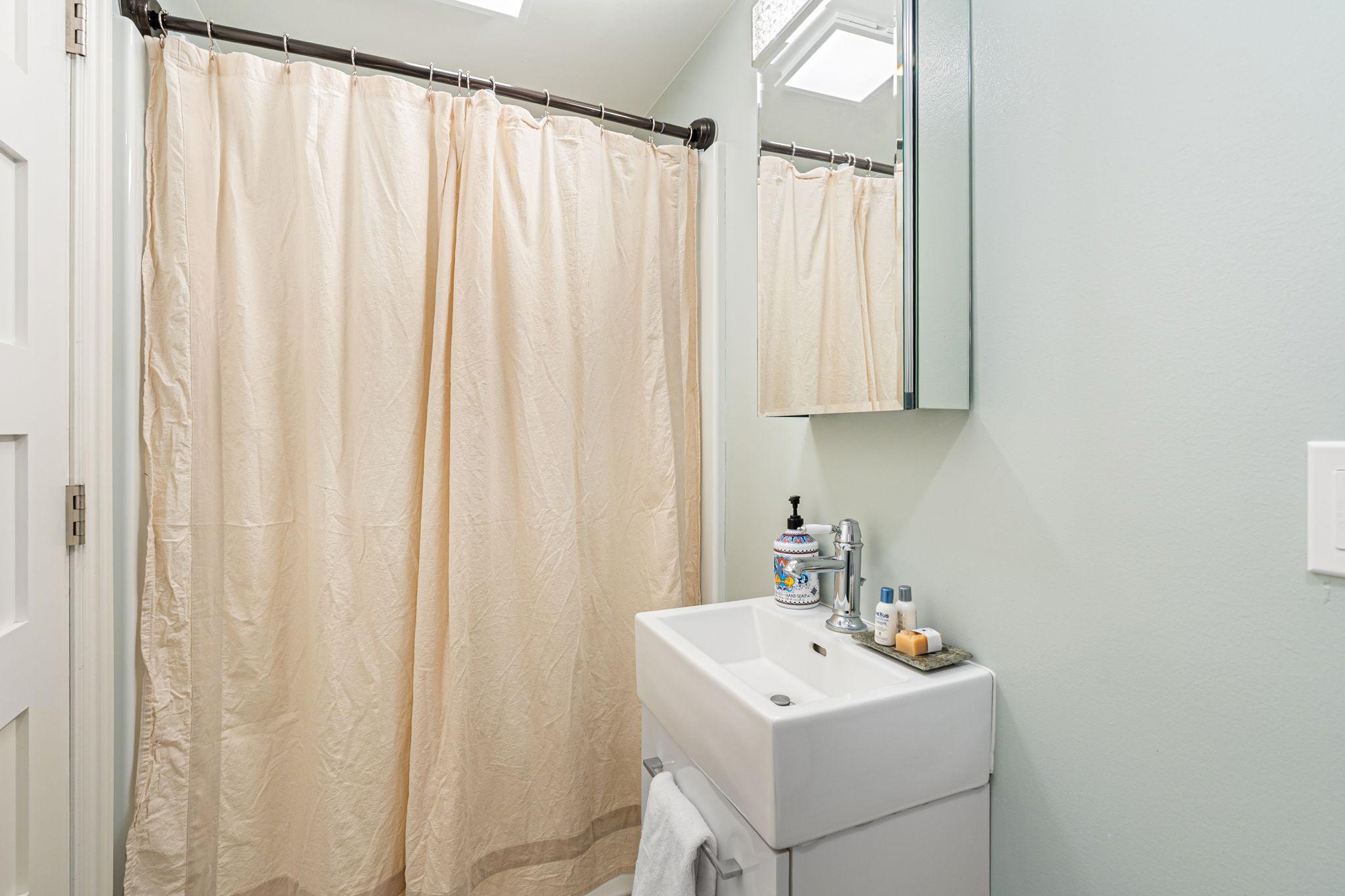 51-web-or-mls-116-mill-st-s.jpg