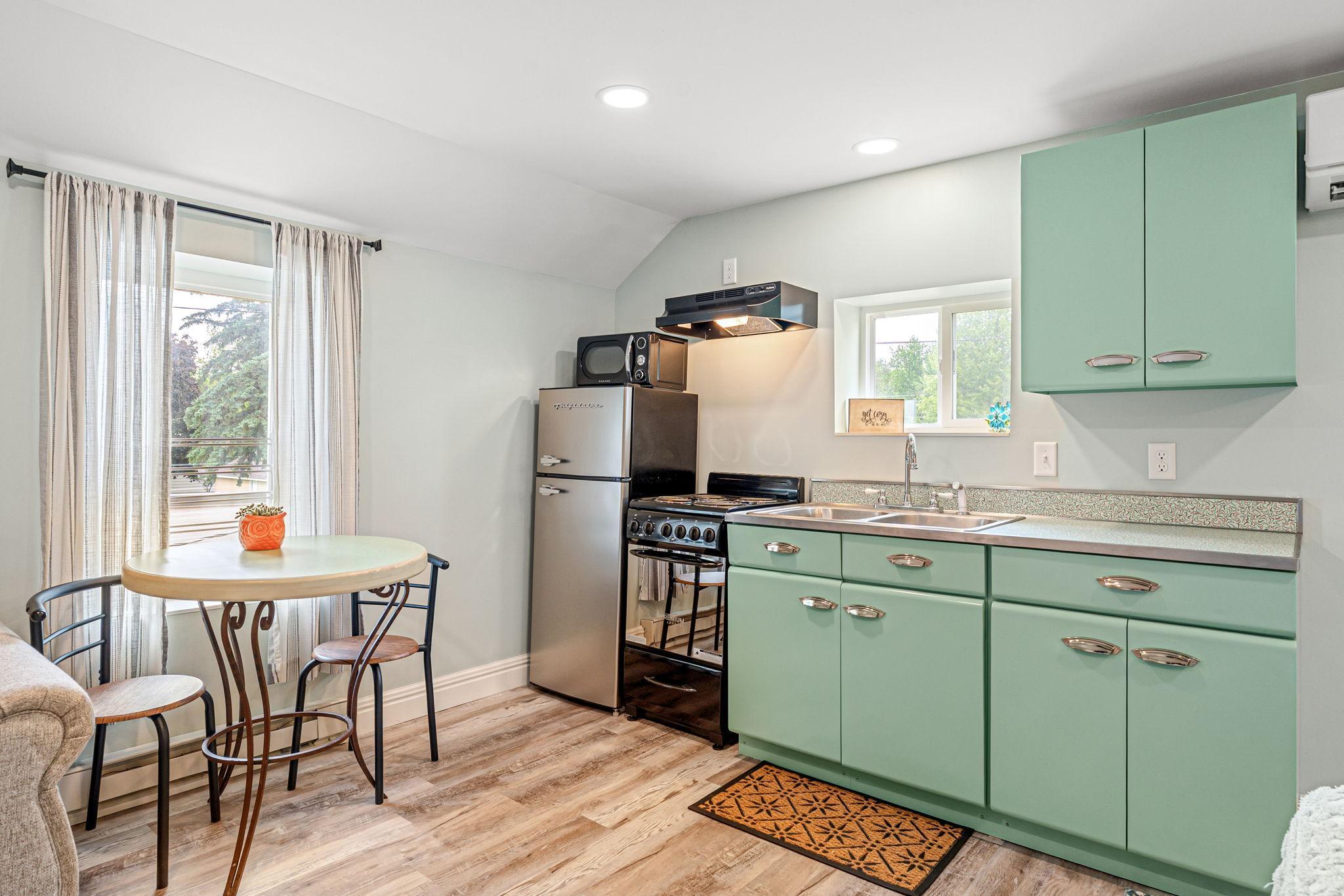 48-web-or-mls-116-mill-st-s.jpg