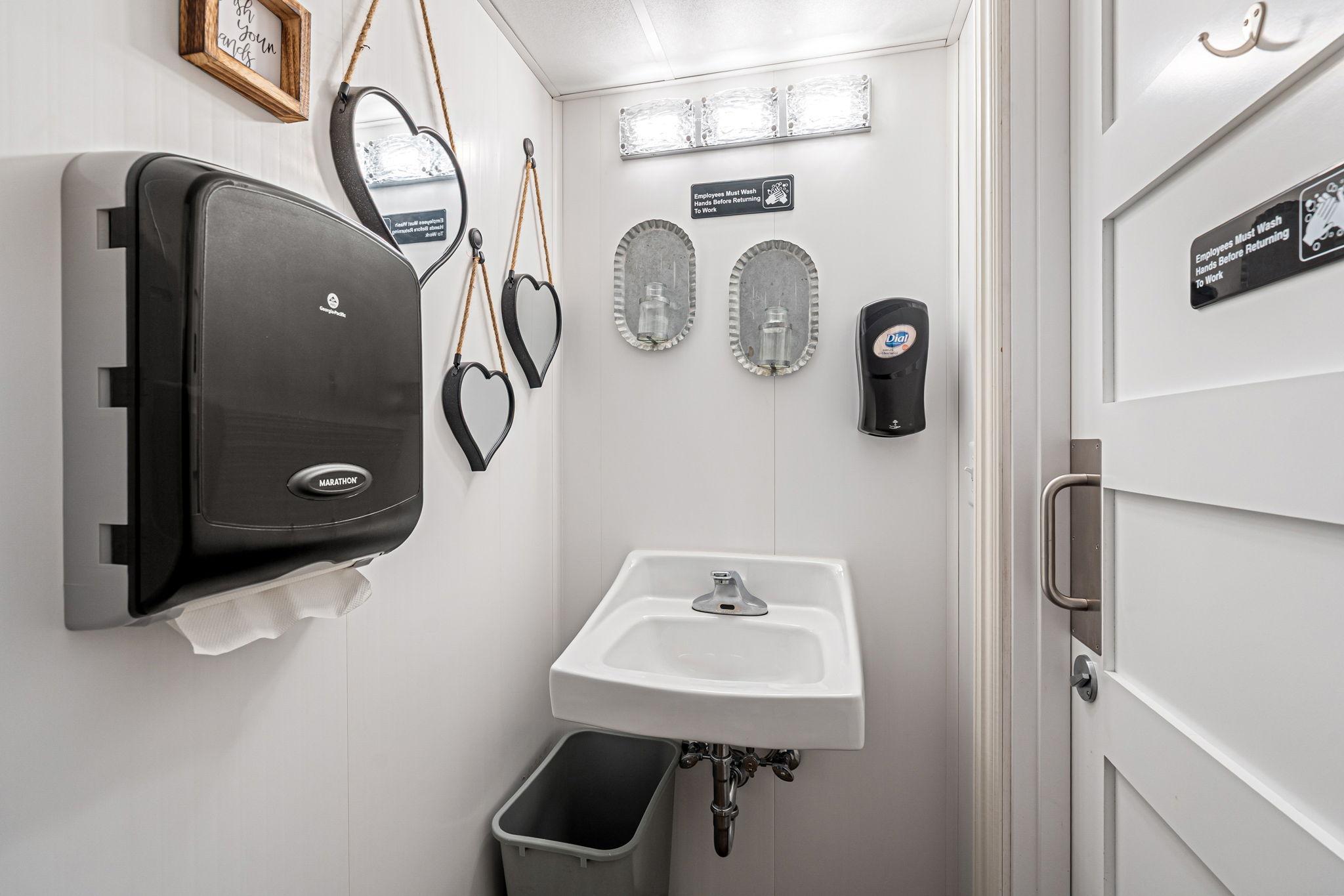 41-web-or-mls-116-mill-st-s.jpg
