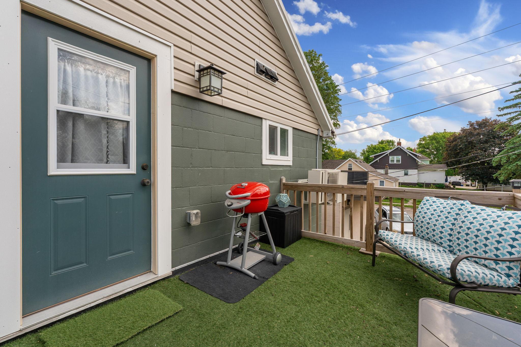 52-web-or-mls-116-mill-st-s.jpg