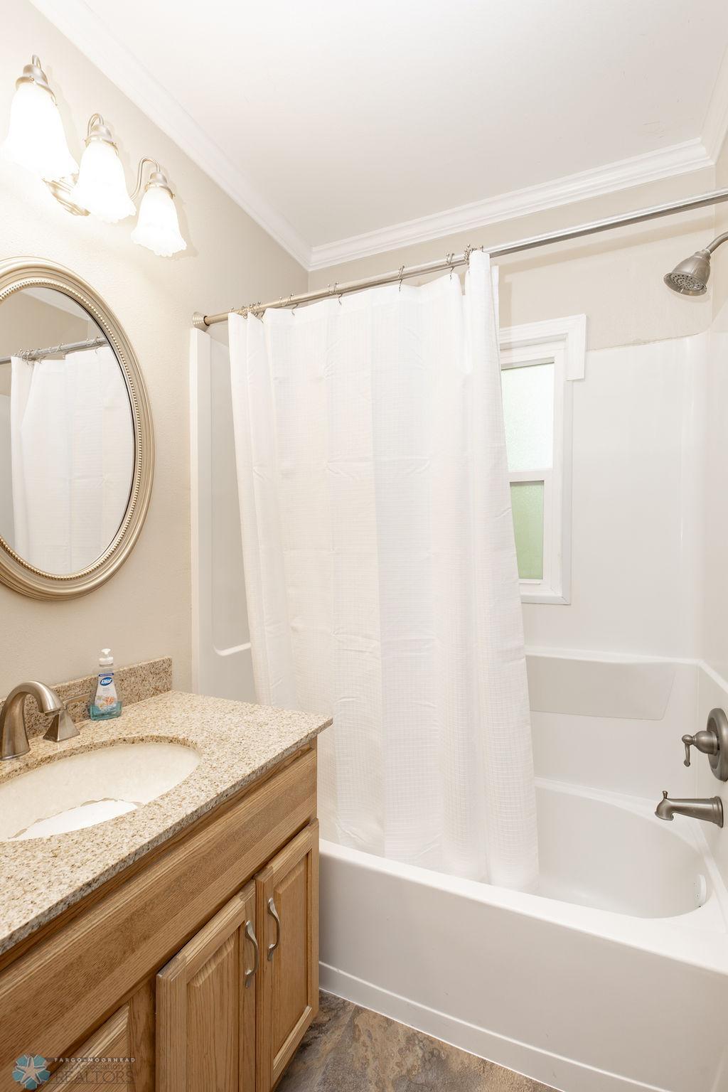 bathroomfull.jpg