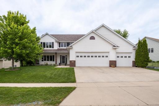 2320 Crimson Ridge Circle NW, Rochester, MN 55901