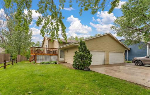 1533 Roundhouse Circle, Shakopee, MN 55379