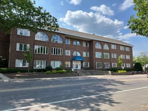 5100 S France Avenue S, 305, Edina, MN 55410
