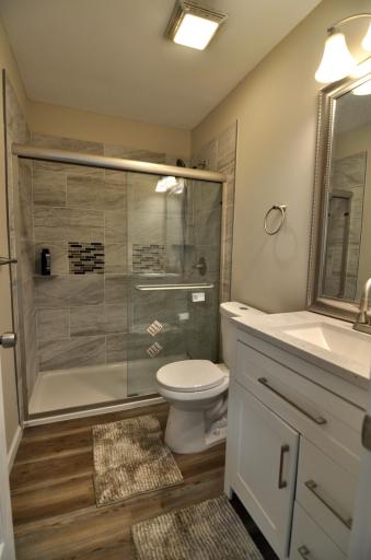 809 Russell Avenue N, Minneapolis, MN 55411