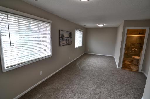 809 Russell Avenue N, Minneapolis, MN 55411