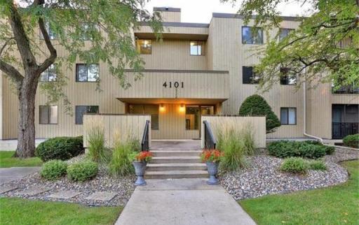 4101-Parklawn-Avenue-115-Edina-MN-55435-4766544-image1-mid.jpg