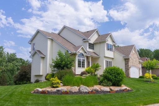 10847 Alberton Court, Inver Grove Heights, MN 55077