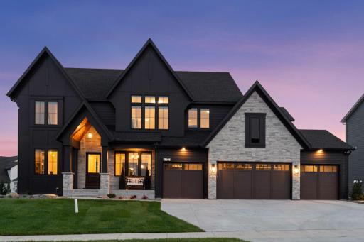 17005 46th Avenue N, Plymouth, MN 55446