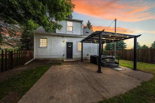 1453 NE Sims Road, East Bethel, MN 55011