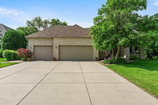 2701 Ashley Terrace, Saint Paul, MN 55112