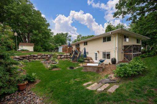 Gorgeous back yard! Landcaping with thought and detail!