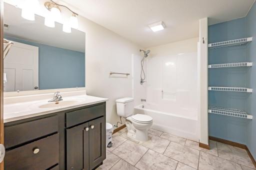 1104 Heron Dr Mankato Mn-43.jpg