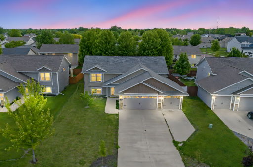 1104 Heron Dr Mankato Mn-01 day to dusk.jpeg