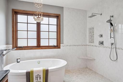 Step into a shower that redefines luxury and relaxation. All custom and a glorious experience.