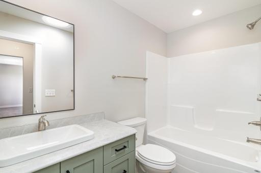 811 Viburnum Street, Belle Plaine, MN 56011