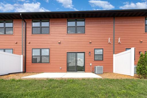 811 Viburnum Street, Belle Plaine, MN 56011