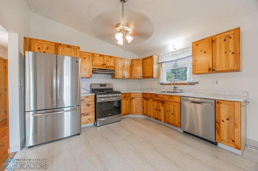 838 8th Avenue E, West Fargo, ND 58078