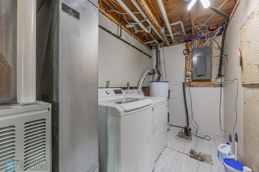 838 8th Avenue E, West Fargo, ND 58078