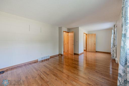 838 8th Avenue E, West Fargo, ND 58078