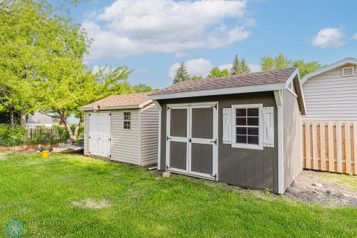 838 8th Avenue E, West Fargo, ND 58078